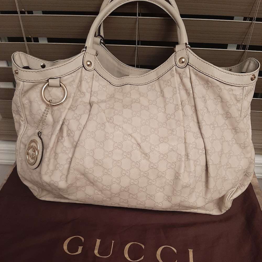 💜BARELY USED💙GUCCI XL GUCCISSIMA LEATHER SUKEY